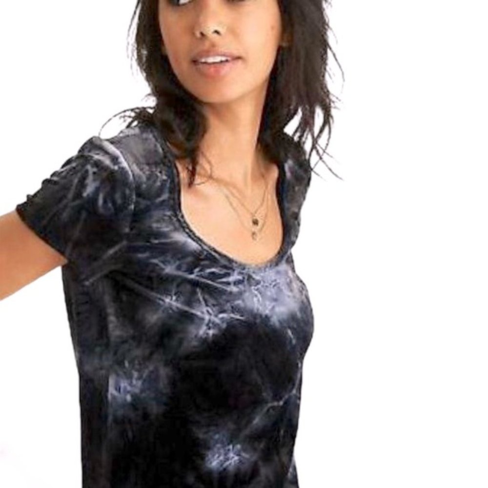 American Eagle Outfitters Tie-Dye Velvet Tee